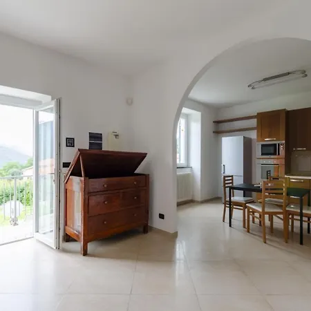 Altido Hill View In Campegli With Garden Апартаменты *