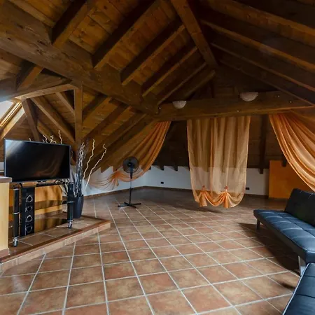 Altido Hill View In Campegli With Garden Апартаменты *